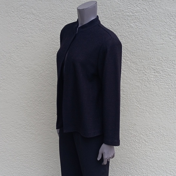 EILEEN FISHER (USA) LADIES PURE WOOL BLACK (1) BUTTON CLOSURE SWEATER-JACKET - Picture 3 of 17